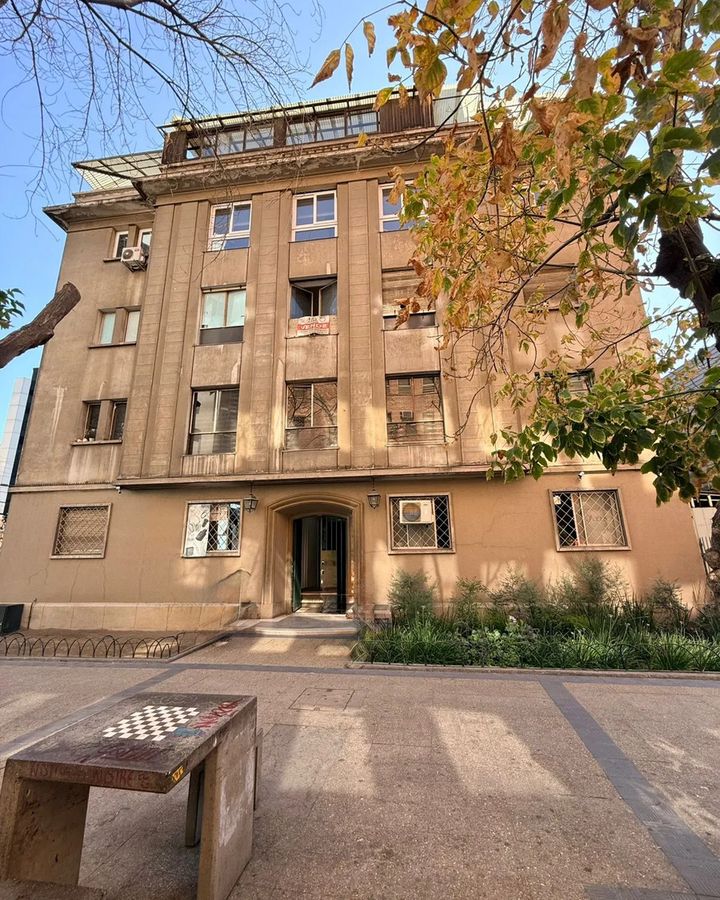 Oficina Metro Tobalaba 7 privados+4 baños, gran terraza — Providencia