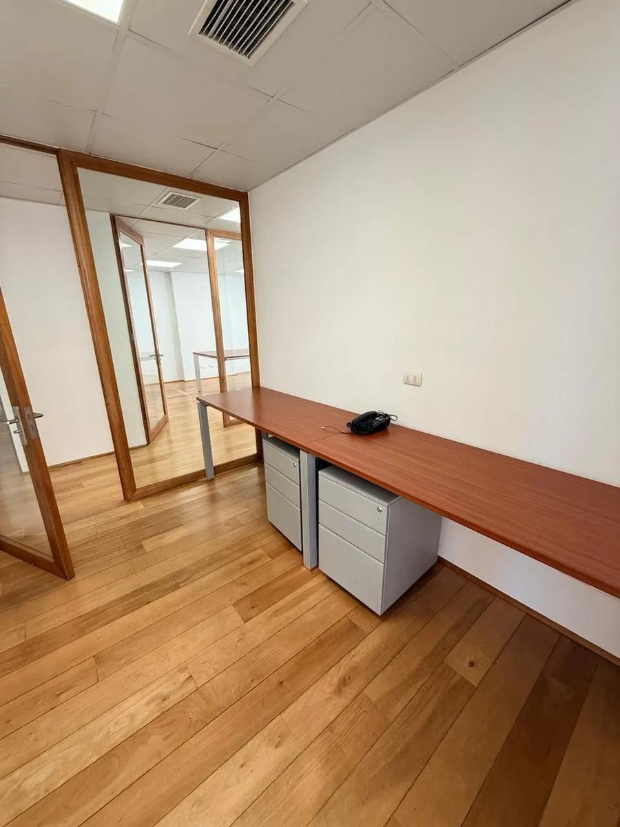 Oficina amoblada en arriendo 5p, 2b, kitchenette, Providencia (bajó de precio) — foto 7